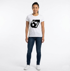 เสื้อยืดแขนสั้นสีขาวสำหรับผู้ชาย Six Seven พิมพ์ลายโลโก้สีดำ คอกลม ทรงลำลอง ผ้าฝ้าย ความยาวปกติ - Product Image 5