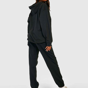 Ensemble de survêtement imprimé mondial pour femme, streetwear, noir, en coton, manches longues, coupe ample avec poches latérales - Product Image 5