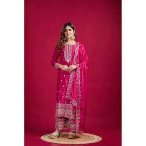 ชุดออกแบบด้านบนด้านล่างและ dupatta พร้อมงานเย็บปักถักร้อยลำดับขนาด XL - Product Image 5