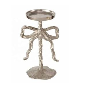 Juego de 2 Portavelas Cónicos Modernos de Aluminio Plateado para Sala de Estar, Mesa de Comedor, Bodas, Decoración Festiva de Navidad - Product Image 2