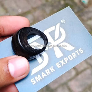 Anillo de cuerno de búfalo hecho a mano negro, joyería de dedo elegante, banda de cuerno Natural duradera, accesorio de declaración único para todos - Product Image 6