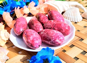 Tulita Natural Ovalada Pulida a Mano, Gema Rosa, Cristal Sagrado para Meditación, Reiki, Chakra, Energía, Colección Espiritual, Decoración - Product Image 2