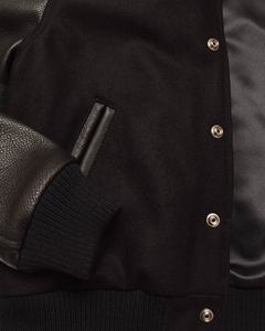 Veste universitaire en laine de baseball avec manches en cuir véritable, logo personnalisé et doublure en satin, veste universitaire d'hiver en laine pour équipe - Product Image 5