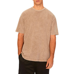 Ensemble T-shirt et short anti-rides pour homme de qualité supérieure, dernier design, respirant, vêtements de sport décontractés pour l'été, logo/couleur personnalisés - Product Image 5