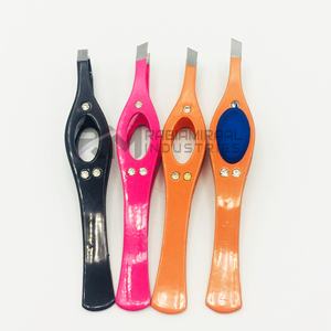 Pinzas de Cejas RMI de Alta Calidad con Punta Recta y Angular, 3 Colores con Recubrimiento en Polvo y Punta Plateada - Product Image 2