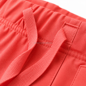 Ensemble d'uniformes médicaux avec poche poitrine zippée et poche cargo, combinaison de couleurs personnalisée, tissu extensible quadridirectionnel pour le secteur de la santé - Product Image 6