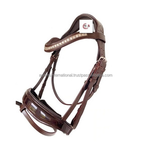 Bride de chasseur en cuir beige avec logo personnalisé pour l'équitation 4 rangées de cristaux blancs sur le muserolle frontal - Product Image 5