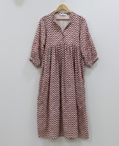 Robe tunique midi bohème, imprimée à la main, florale, 100% coton, respirante, simple |   Vêtements durables pour femmes, naturels - Product Image 6