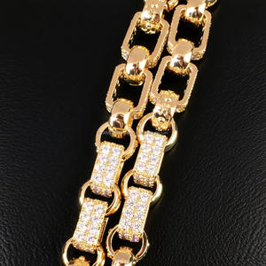 Collier Hip Hop en Argent Sterling 925 avec Chaîne Cubaine Sertie de Diamants Simulés Taille Ronde Brillante – Idéal pour Fêtes, Mariages et Anniversaires - Product Image 4