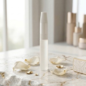 Colle à ongles de précision 2g Formule UV légère Étiquette privée personnalisée OEM/ODM Ciment pour faux ongles - Product Image 2