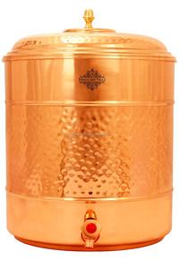 IndianArtVilla Dispensador de agua de cobre hecho a mano con diseño de soporte martillado para almacenamiento y servicio - Product Image 4