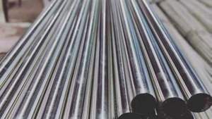 Barres brillantes EN8D de qualité supérieure, 25 mm, 6 m, en acier poli à haute teneur en carbone, fabricant Punit Industries - Product Image 3