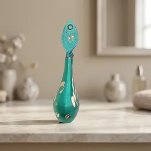 Support Surmadani en laiton vert antique avec applicateur, conteneur traditionnel pour kohl, étui décoratif pour cosmétiques oculaires - Product Image 2