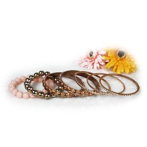 Set di 7 Bracciali Rigidi Retrò in Oro Invecchiato con Strass Incastonati, Gioielli alla Moda per Donne - Product Image 4
