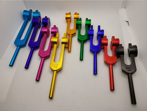 ชุดส้อมเสียงจักระดาวอังคาร 7 ชิ้น สำหรับการบำบัดด้วยเสียง การทำสมาธิ การปรับสมดุลจิตใจและร่างกายด้วยพลังงาน - Product Image 5