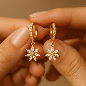 Boucles d'oreilles pendantes en moissanite, motif floral, créoles dorées, bijoux scintillants pour femme, cadeau élégant pour mariée - Product Image 3