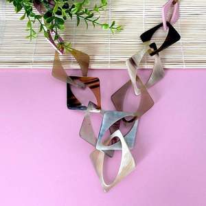 Collar de Cuerno de Búfalo con Forma Natural Pulida, Hecho a Mano, Ecológico, Estilo Moderno, Color Ámbar Miel, Cadenas Naturales - para Fiestas - Product Image 2