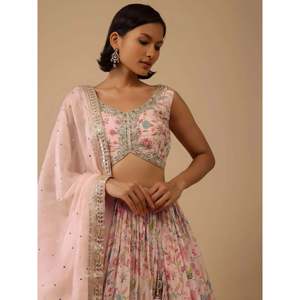 Lehenga Choli en organza imprimé numérique Peach pour les mariages Sangeet - Product Image 3