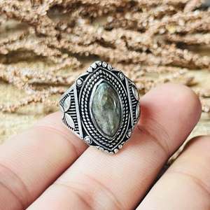 Anillo de Labradorita de Latón, Anillo Bohemio Tribal de Labradorita para Mujer, Joyería de Plata Oxidada Estilo Vintage, Venta al por Mayor - Product Image 3