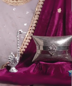 Bolso de Mano de Resina y Latón para Mujer, Diseño Moderno y Tradicional, Decoración para el Hogar de F S International - Product Image 3