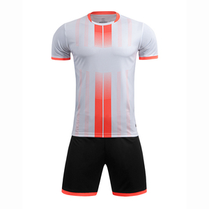 Camiseta de Fútbol para Hombre, Blanca con Rayas Rojas, Manga Corta, Absorbe la Humedad, Corte Atlético, Uniforme de Fútbol, Ropa Deportiva para Todas las Temporadas - Product Image 1
