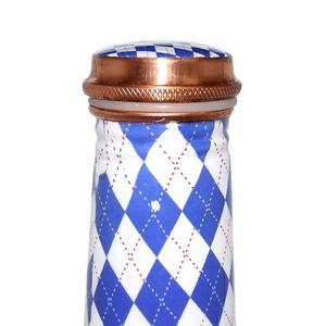 Botella de agua azul a cuadros con diseño decorativo impreso, para hidratación diaria, oficina, viajes, cocina y uso como regalo. - Product Image 3