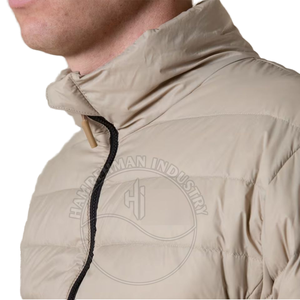 Veste courte matelassée à capuche avec logo personnalisé, de haute qualité, dernière collection de marque de luxe - Product Image 4