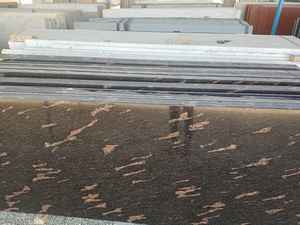 Dalles de granit poli directement de l'usine pour comptoirs de cuisine, carreaux muraux, revêtements de sol et projets de construction, disponibles à la vente - Product Image 2