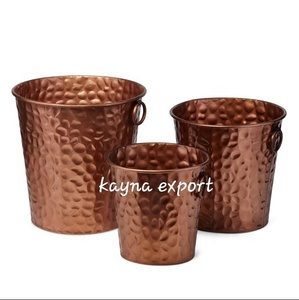 Pots de fleurs et jardinières en métal plaqué or décoration intérieure belle jardinière en métal design en relief fournitures de jardin - Product Image 1