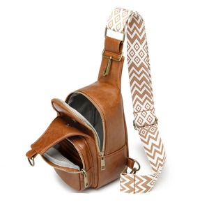 Sac bandoulière en cuir de style vintage, best-seller, pour les voyages d'affaires, la randonnée et le quotidien, disponible au prix d'usine - Product Image 3
