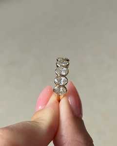 แหวนเพชรทรงรีแบบฝังขอบ แหวนแต่งงานเพชรแล็บสำหรับผู้หญิง แหวนทอง 14k ทรงรีครึ่งวงแบบฝังเพชรแล็บ - Product Image 5
