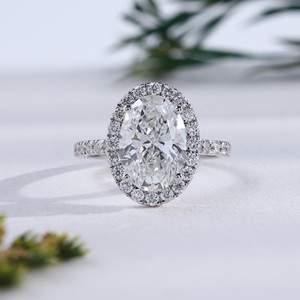 Elegante Anillo de Diamantes Cultivados en Laboratorio, Ovalado, en Oro Blanco, con Micro Pavé y Halo, para Boda, Compromiso, Aniversario, Regalo de Joyería Fina - Product Image 1