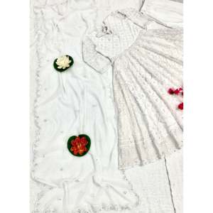 Vestidos de Noche de Diseñador Kavya Fab, Elegante Vestido Anarkali con Pantalón y Dupatta en Blanco, Talla L para Fiestas - Product Image 3