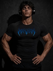 T-shirt de compression noir pour homme, manches courtes, coupe ajustée, séchage rapide, haut de sport avec imprimé lettres bleues, style urbain, col rond - Product Image 1