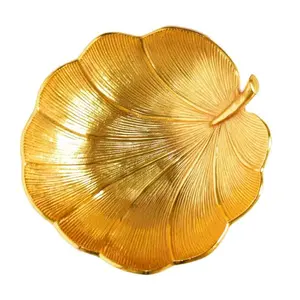 Bandeja de Hojas de Latón Chapada en Oro, Forma Irregular, Pulida, Decoración para el Hogar, Tema Floral - Product Image 1