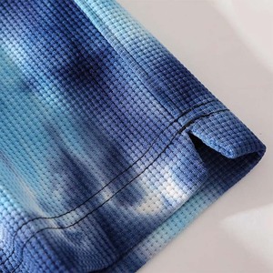 กางเกงขาสั้นฤดูร้อนสำหรับผู้ชายแบบ Tie-Dye กางเกงขาสั้นลำลองน้ำหนักเบาเนื้อนุ่มพร้อมกระเป๋าข้าง - Product Image 5