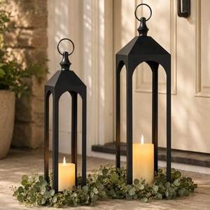 Lanterne en métal élégante finition or, idéale pour centre de table de réception de mariage, porte-bougie décoratif d'intérieur de luxe - Product Image 1
