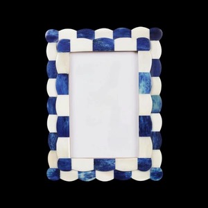 Miroir mural rond de qualité supérieure avec un design élégant en os incrusté, idéal pour la chambre à coucher ou le salon, disponible à la vente - Product Image 5