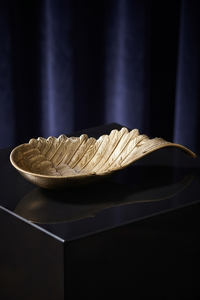 Décoration sculpturale contemporaine minimaliste en or texturé, objet d'art moulé, commande en gros, en stock - Product Image 4