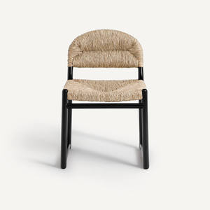 Silla de Comedor Ecológica Hecha a Mano de Ratán con Estructura de Mimbre, Respaldo de Caña y Patas Negras para Uso en el Hogar o Restaurantes - Product Image 2