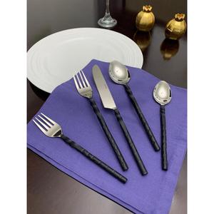 Ensemble de couverts de style européen avec poignées dorées, couverts en métal de style américain de haute qualité pour la table à manger. - Product Image 5