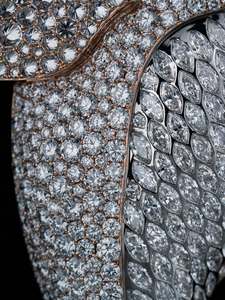 Nuevo Diseño Colgante de Moissanita Shark para Hombre, Joyería Chapada en Oro S925, Pasa Prueba de Diamante, Estilo Hip Hop Personalizado con Garras Certificadas - Product Image 4