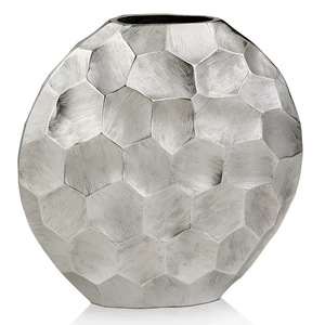Jarrones de Metal Plateado Martillado, Macetas de Metal Modernas y Elegantes a Precio de Mayoreo para Decoración del Hogar y Hoteles - Product Image 3