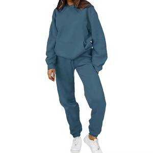 Compre el Conjunto Deportivo Informal con Capucha y Estampado de Última Moda para Mujer y el Conjunto Deportivo para Correr Más Vendido - Nuevo Conjunto Deportivo con Logotipo - Product Image 3