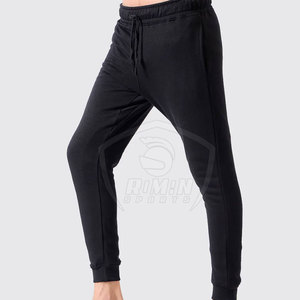 Ensemble de survêtements personnalisés de haute qualité pour hommes, vente en gros, design personnalisé, survêtement pull-over pour hommes - Product Image 4