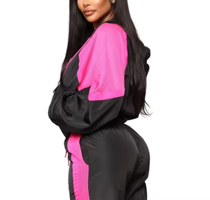 Best Quality Wholesale Women's Windbreaker Tracksuits Plus Size Summer Waterproof Two Piece Color Block Windbreaker Tracksuit - Product Image 4