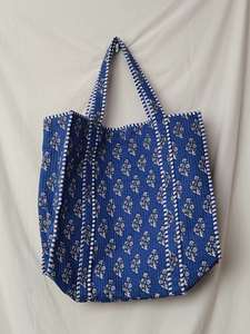 Sac fourre-tout artisanal en tissu de coton matelassé indien rose uni avec fermeture éclair, grand sac fait main pour femme, vente en gros - Product Image 6