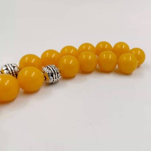 Perles de prière en résine faites à la main avec pompon, décoration religieuse bouddhiste et islamique, perles rondes jaunes avec accent argenté - Product Image 5