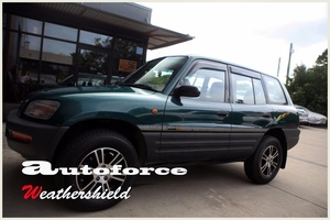 Pare-soleil de fenêtre de voiture HIC, pare-pluie en PMMA, couleur fumée, ajustement parfait pour Toyota RAV 4 (XA10) 1994~2000 - Product Image 1