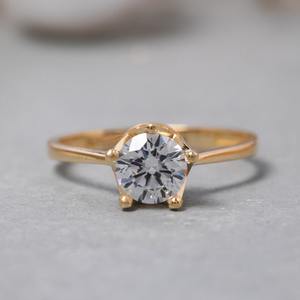 Anillo de Estilo Real con Moissanita Redonda de 0.61CT VVS1, Plata 925 Original con Rodio, para Aniversario, Fiesta, Regalo - Product Image 3